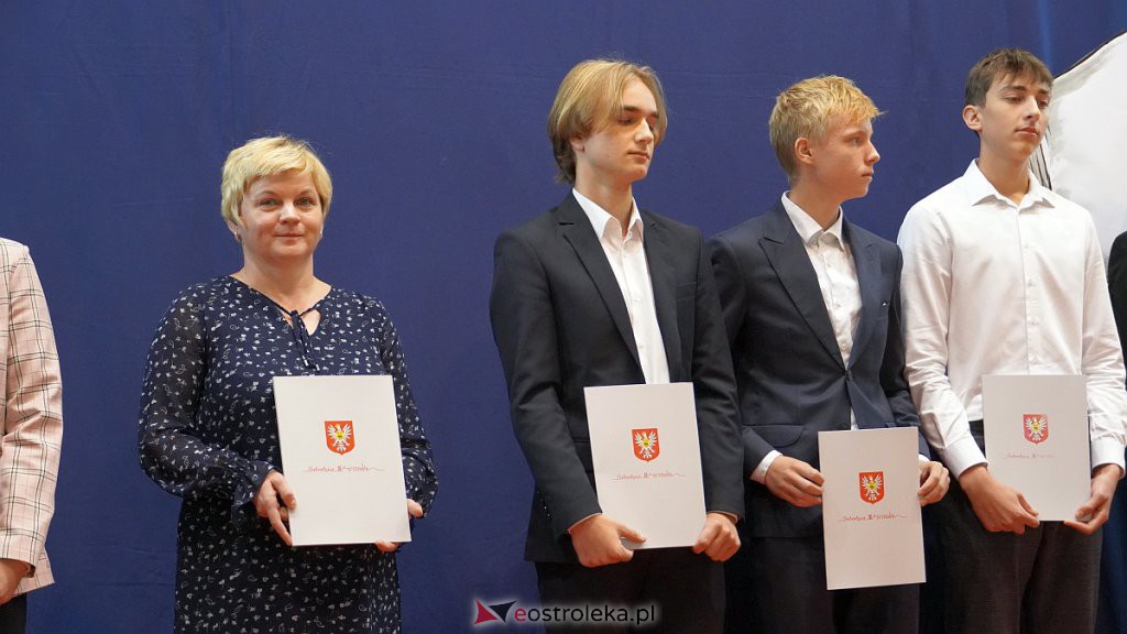 Samorządowa Gala Uczniowska. Wyróżniono prawie 200 uczniów [28.09.2022] - zdjęcie #82 - eOstroleka.pl