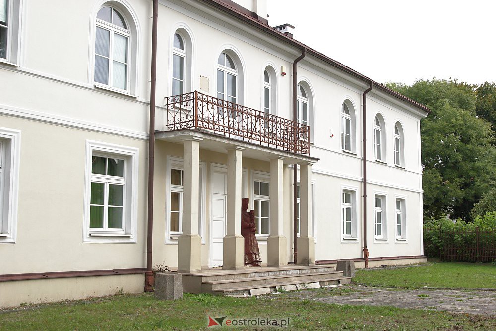 LIII sesja Rady Powiatu. Szybkie głosowanie nad budynkiem przy Szpitalnej [30.09.2022] - zdjęcie #6 - eOstroleka.pl
