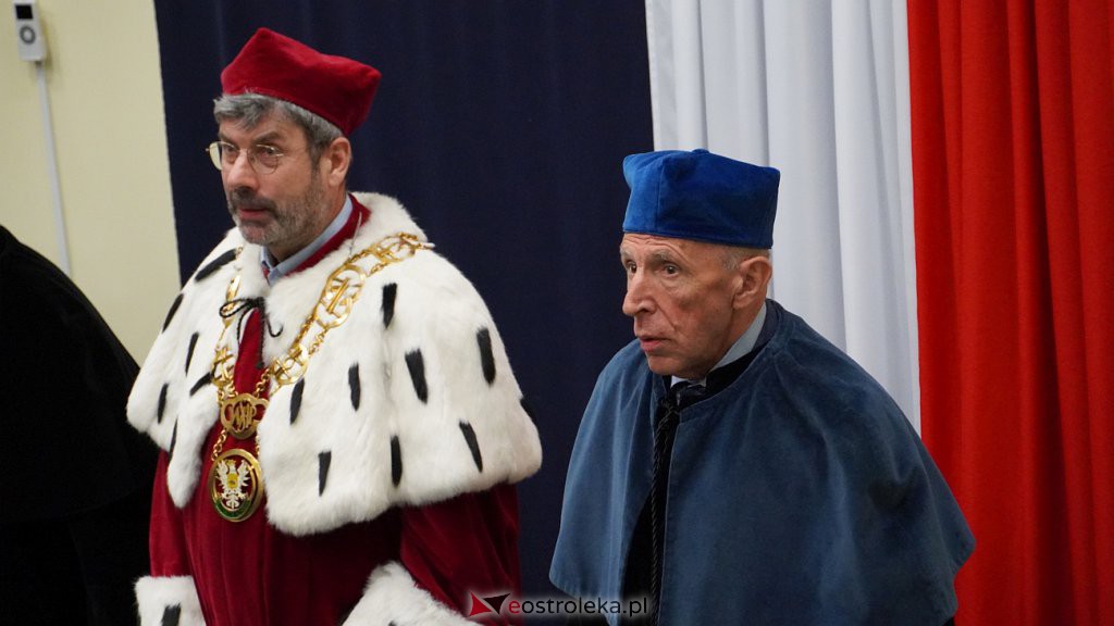 Inauguracja roku akademickiego w ostrołęckim WSAP [30.09.2022] - zdjęcie #39 - eOstroleka.pl