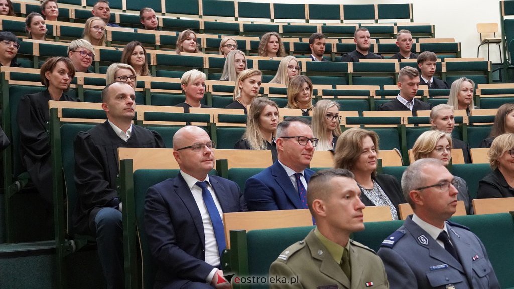 Inauguracja roku akademickiego w ostrołęckim WSAP [30.09.2022] - zdjęcie #27 - eOstroleka.pl