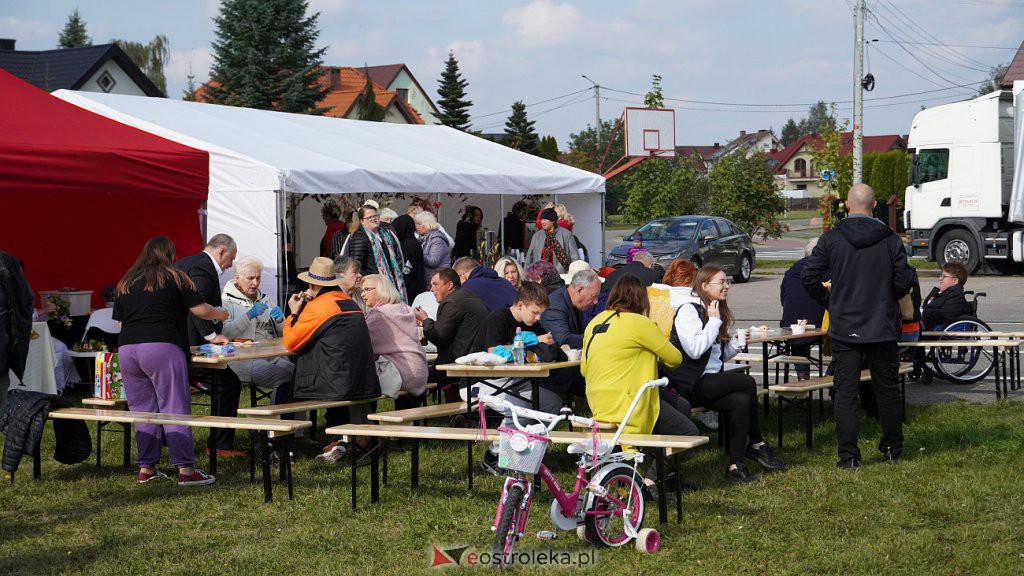 Festyn rodzinny Przywitanie jesieni w Olszewie-Borkach [1.10.2022] - zdjęcie #63 - eOstroleka.pl