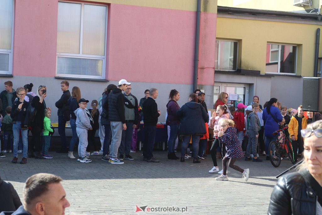 Festyn Bezpieczni z Szóstką [01.10.2022] - zdjęcie #71 - eOstroleka.pl