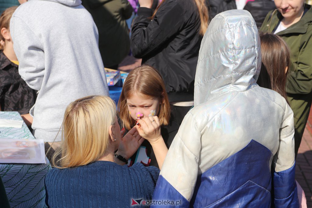 Festyn Bezpieczni z Szóstką [01.10.2022] - zdjęcie #52 - eOstroleka.pl