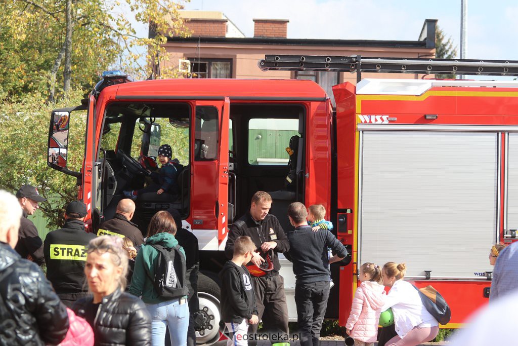 Festyn Bezpieczni z Szóstką [01.10.2022] - zdjęcie #47 - eOstroleka.pl