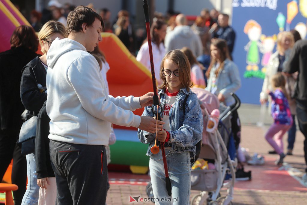 Festyn Bezpieczni z Szóstką [01.10.2022] - zdjęcie #48 - eOstroleka.pl