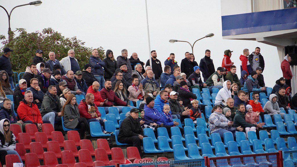 Narew Ostrołęka vs KS CK Troszyn - zdjęcie #40 - eOstroleka.pl