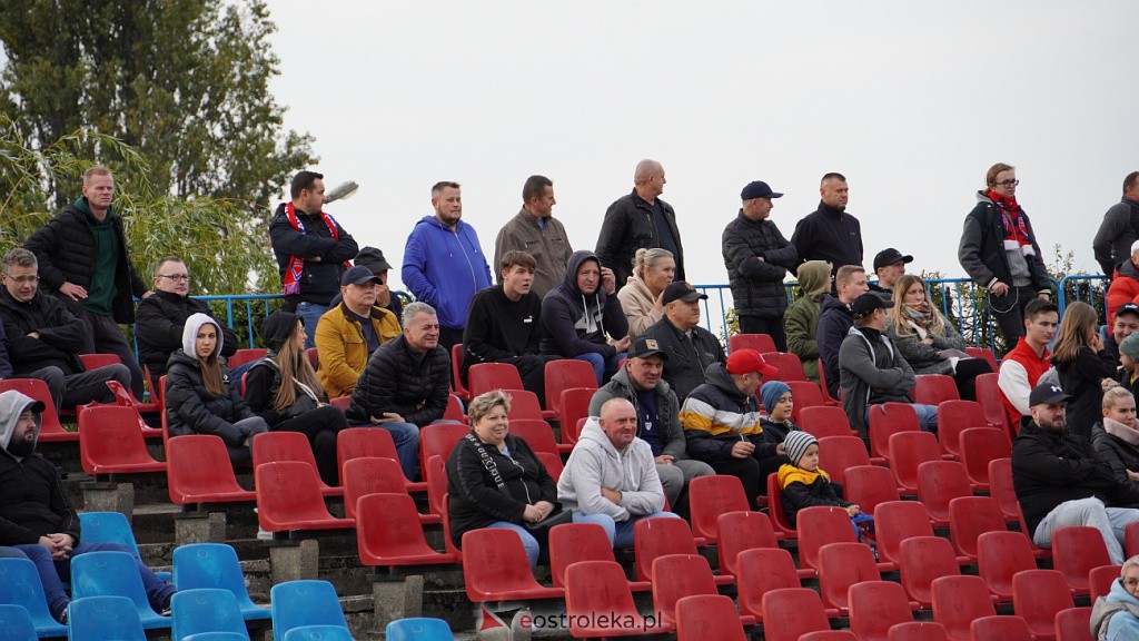 Narew Ostrołęka vs KS CK Troszyn - zdjęcie #39 - eOstroleka.pl