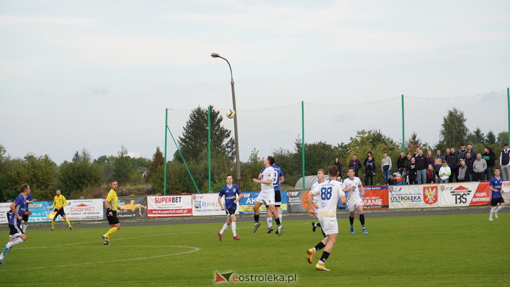 Narew Ostrołęka vs KS CK Troszyn - zdjęcie #30 - eOstroleka.pl