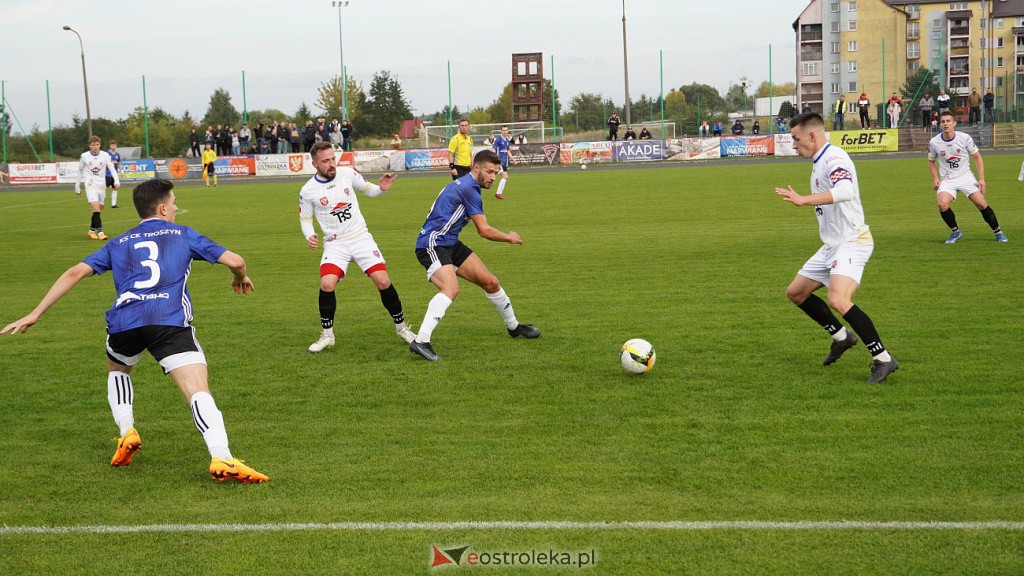 Narew Ostrołęka vs KS CK Troszyn - zdjęcie #11 - eOstroleka.pl