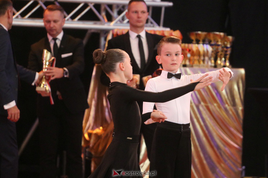 Turniej tańca towarzyskiego O Złotą Podwiązkę [01.10.2022] - zdjęcie #6 - eOstroleka.pl