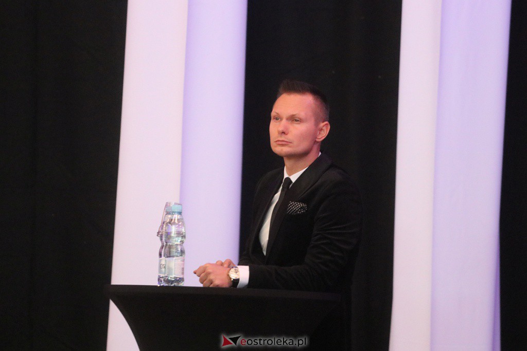 Turniej tańca towarzyskiego O Złotą Podwiązkę [01.10.2022] - zdjęcie #573 - eOstroleka.pl