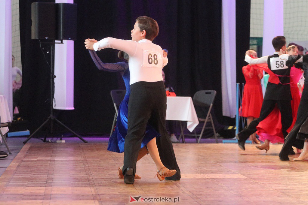 Turniej tańca towarzyskiego O Złotą Podwiązkę [01.10.2022] - zdjęcie #63 - eOstroleka.pl