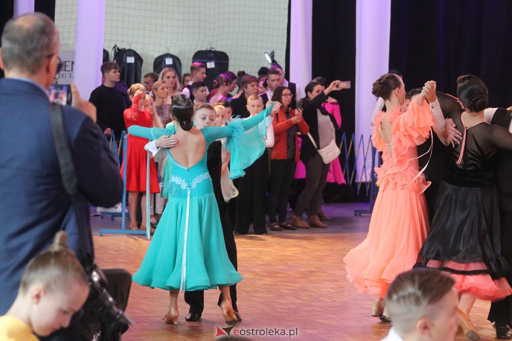 Turniej tańca towarzyskiego O Złotą Podwiązkę [01.10.2022] - zdjęcie #65 - eOstroleka.pl