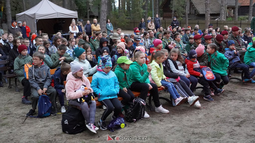 Koncert zespołu Wołosatki w Zagrodzie Kurpiowskiej w Kadzidle [1.10.2022] - zdjęcie #53 - eOstroleka.pl