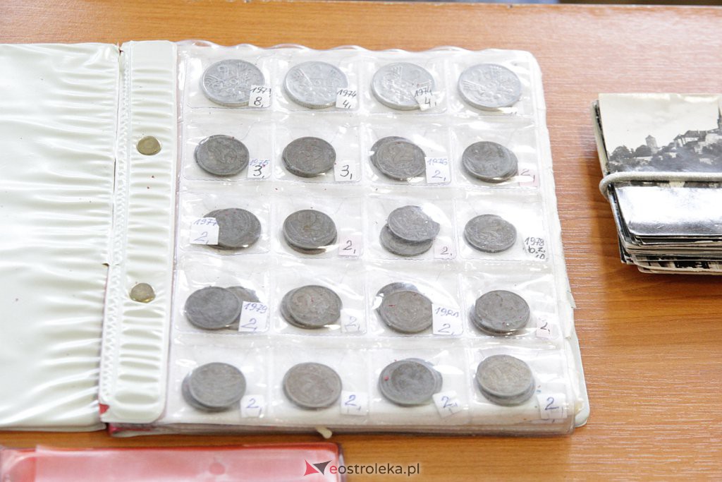 Zaglądamy na giełdę kolekcjonerską. Jakie dziś można było znaleźć skarby? [02.10.2022] - zdjęcie #24 - eOstroleka.pl