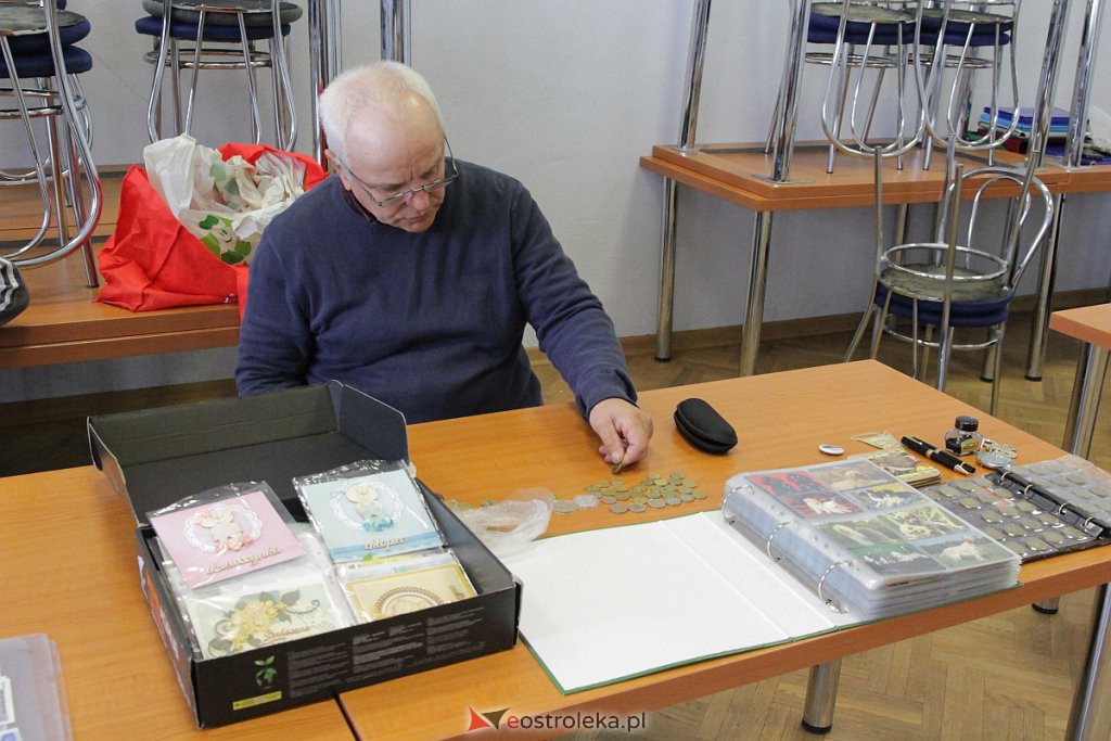 Zaglądamy na giełdę kolekcjonerską. Jakie dziś można było znaleźć skarby? [02.10.2022] - zdjęcie #23 - eOstroleka.pl