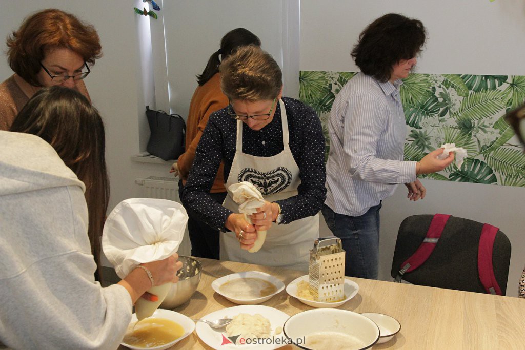 Kurpiowska “Etnokuchnia” serwowała dziś pyszną zupę malon z rejbakami [02.10.2022] - zdjęcie #7 - eOstroleka.pl