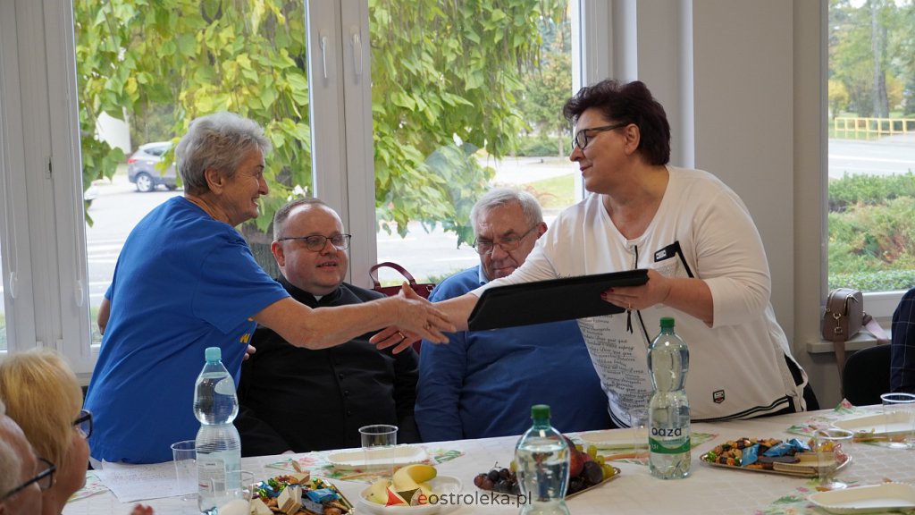 Międzynarodowy Dzień Osób Starszych. Uroczystości w Ostrołęce [2.10.2022] - zdjęcie #28 - eOstroleka.pl