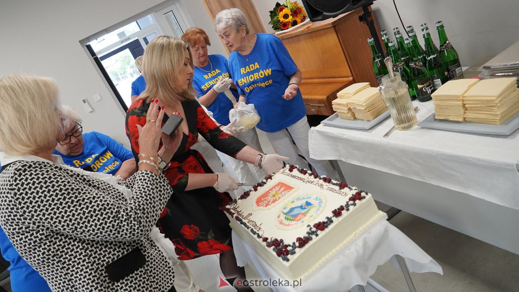 Międzynarodowy Dzień Osób Starszych. Uroczystości w Ostrołęce [2.10.2022] - zdjęcie #36 - eOstroleka.pl