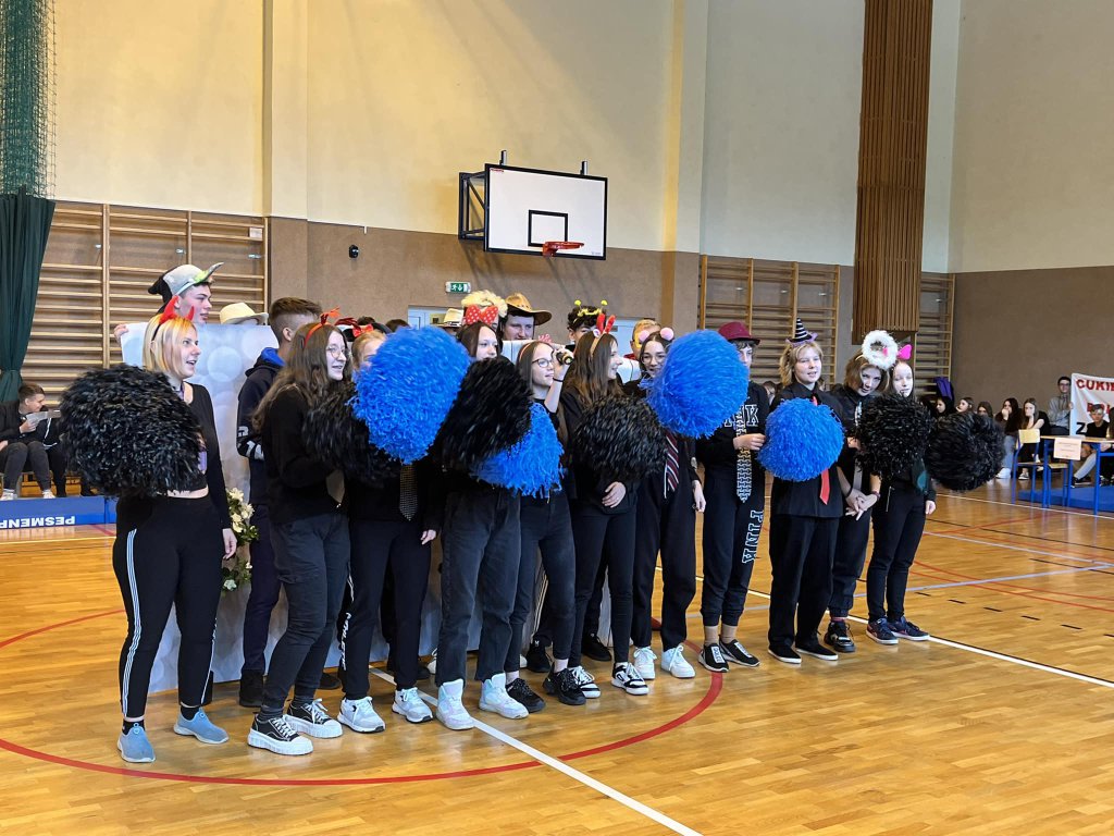 Pasowanie “pierwszaków” w zespołach szkół powiatowych [05.10.2022] - zdjęcie #6 - eOstroleka.pl