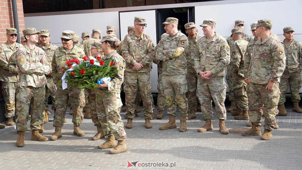 Projekt „Zwiastun”. Żołnierze NATO w Muzeum Żołnierzy Wyklętych [5.10.2022] - zdjęcie #16 - eOstroleka.pl