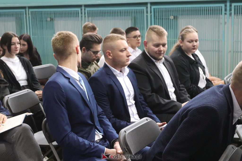 Konferencja popularnonaukowa w ZSZ Nr 2 [6.10.2022] - zdjęcie #22 - eOstroleka.pl