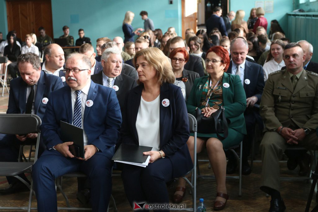 Konferencja popularnonaukowa w ZSZ Nr 2 [6.10.2022] - zdjęcie #8 - eOstroleka.pl
