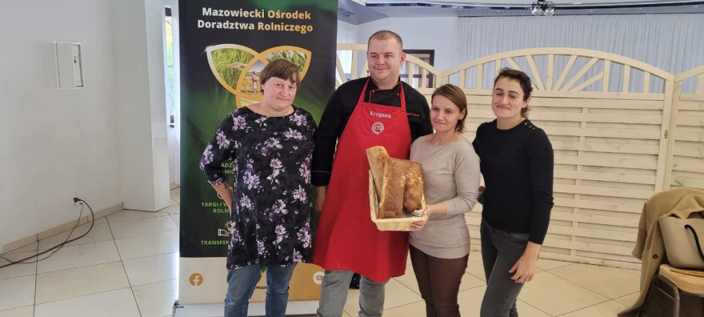 Tradycyjne metody wypieku chleba w kuchni rolnika - zdjęcie #16 - eOstroleka.pl