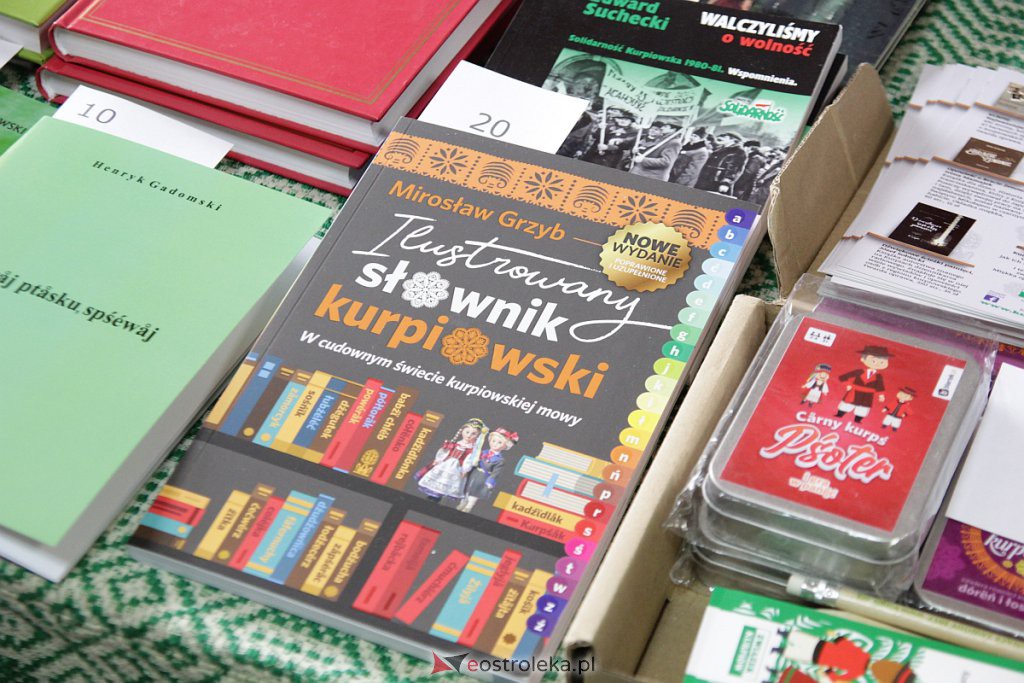 II Targi Książki Regionalnej w Ostrołęce [06.10.2022] - zdjęcie #52 - eOstroleka.pl