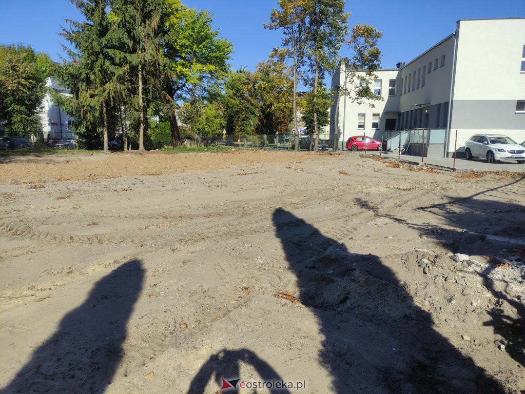 Ostrołęka: Tyle zostało po budynku, w którym przed laty pracowało kilkaset osób [07.10.2022] - zdjęcie #14 - eOstroleka.pl
