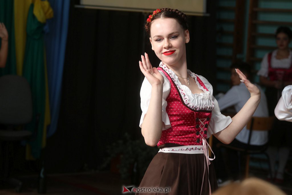 Jubileusz 60-lecia ZSZ 2 w Ostrołęce [07.10.2022] - zdjęcie #94 - eOstroleka.pl