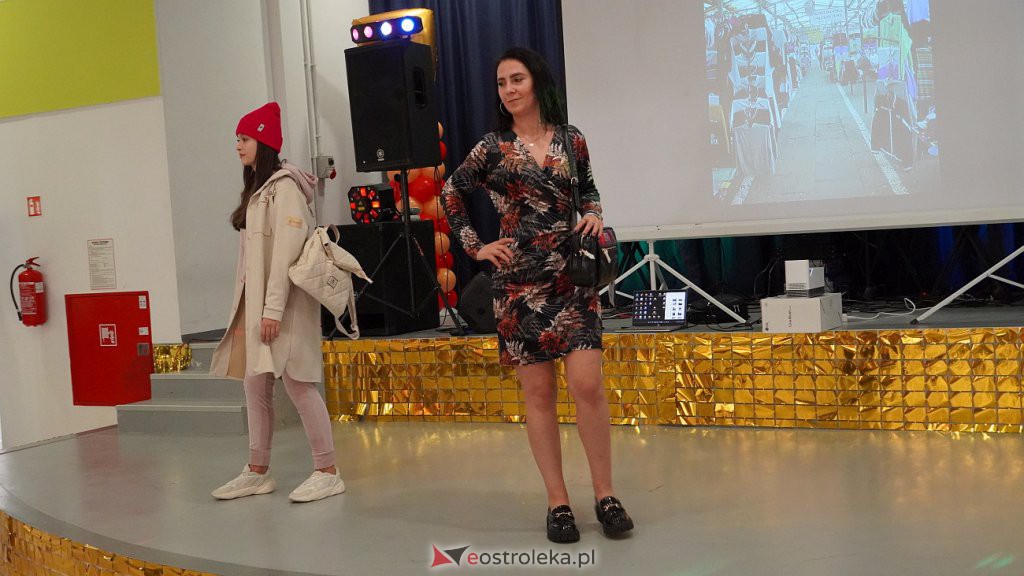 7. urodziny Hali Targowej Feniks w Ostrołęce [8.10.2022] - zdjęcie #54 - eOstroleka.pl