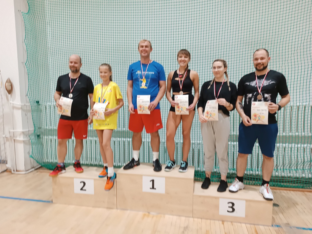 Mistrzostwa Ostrołęki w badmintonie [8.10.2022] - zdjęcie #37 - eOstroleka.pl