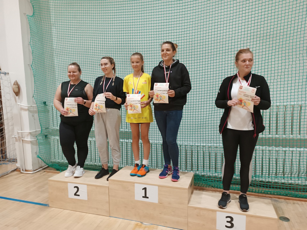 Mistrzostwa Ostrołęki w badmintonie [8.10.2022] - zdjęcie #9 - eOstroleka.pl
