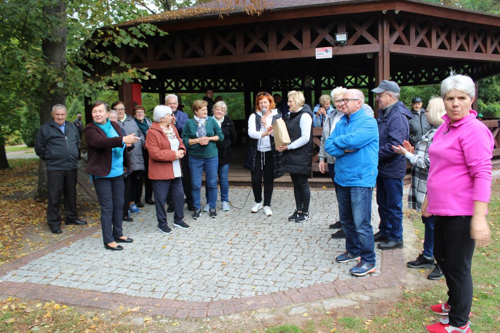 Święto pieczonego ziemniaka w Dziennym Domu ,,Senior+ w Olszewie-Borkach [11.10.2022] - zdjęcie #13 - eOstroleka.pl