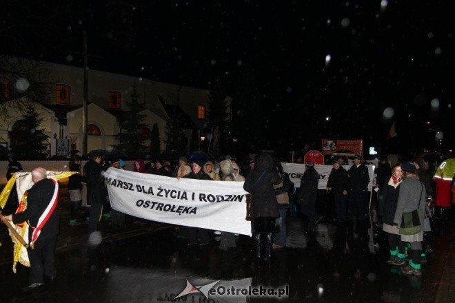 Marsz dla życia (25-03-2011) - zdjęcie #2 - eOstroleka.pl