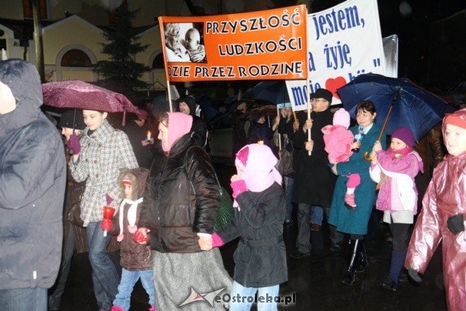 Marsz dla życia (25-03-2011) - zdjęcie #16 - eOstroleka.pl