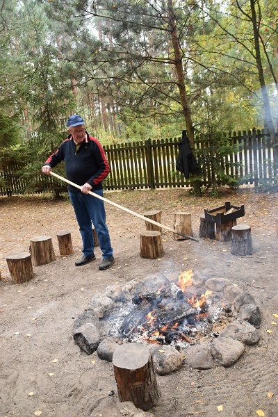 Piknik kadzidlańskiego klubu seniora w Zagrodzie Kurpiowskiej [14.10.2022] - zdjęcie #2 - eOstroleka.pl