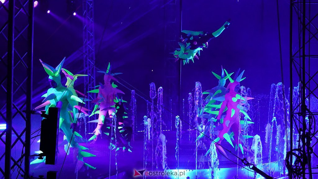Cyrk na wodzie Waterland w Ostrołęce [14.10.2022] - zdjęcie #104 - eOstroleka.pl