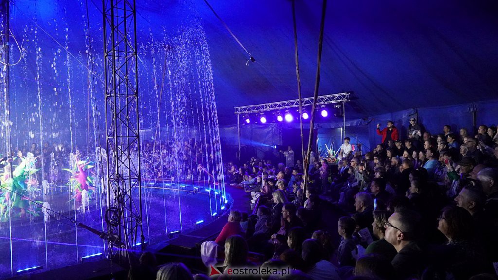 Cyrk na wodzie Waterland w Ostrołęce [14.10.2022] - zdjęcie #102 - eOstroleka.pl
