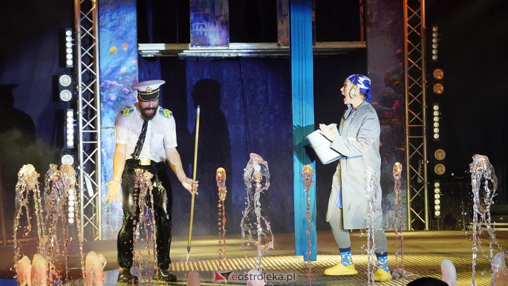 Cyrk na wodzie Waterland w Ostrołęce [14.10.2022] - zdjęcie #99 - eOstroleka.pl