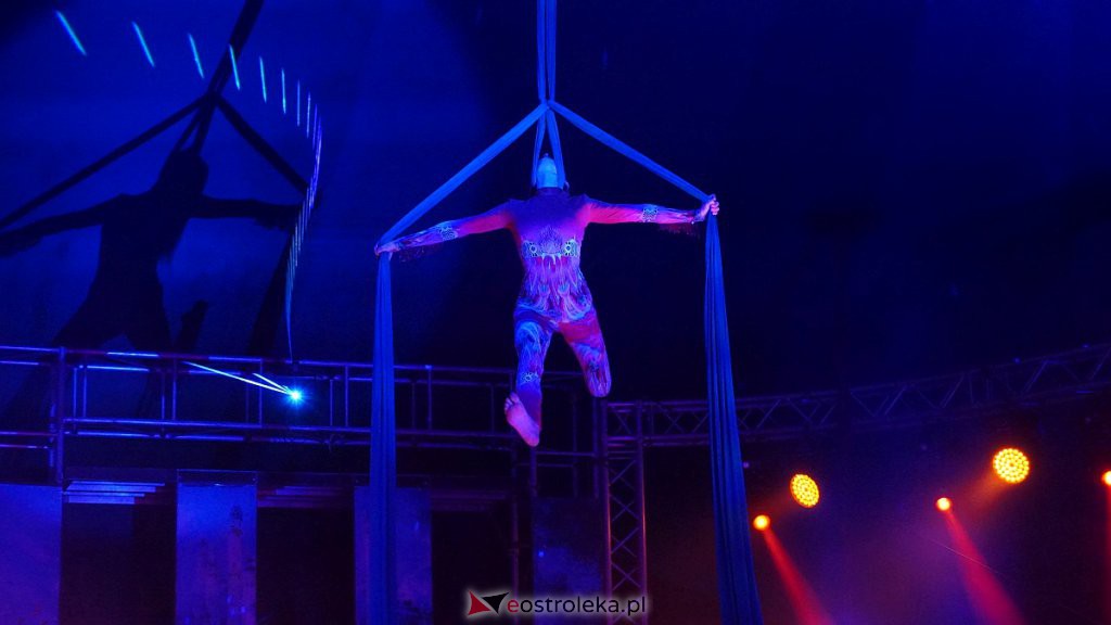 Cyrk na wodzie Waterland w Ostrołęce [14.10.2022] - zdjęcie #92 - eOstroleka.pl