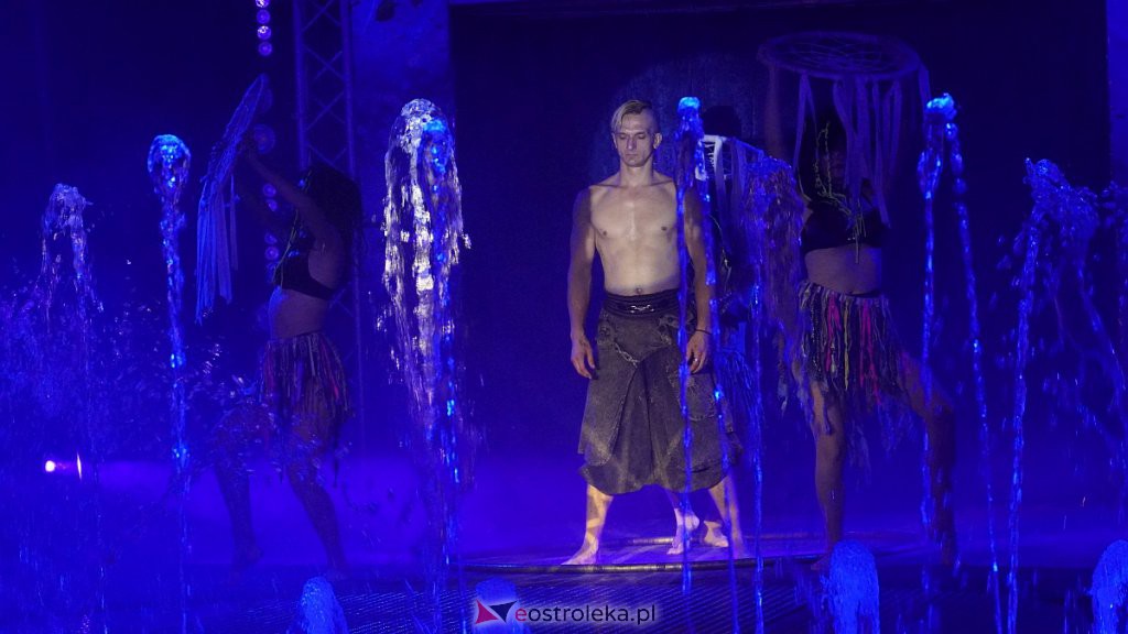 Cyrk na wodzie Waterland w Ostrołęce [14.10.2022] - zdjęcie #74 - eOstroleka.pl
