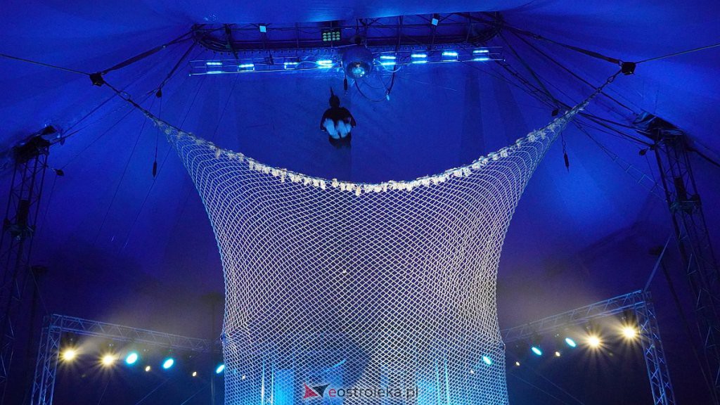 Cyrk na wodzie Waterland w Ostrołęce [14.10.2022] - zdjęcie #70 - eOstroleka.pl