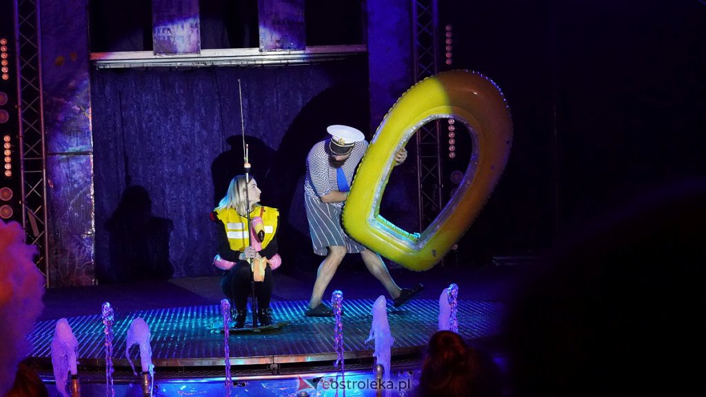 Cyrk na wodzie Waterland w Ostrołęce [14.10.2022] - zdjęcie #63 - eOstroleka.pl