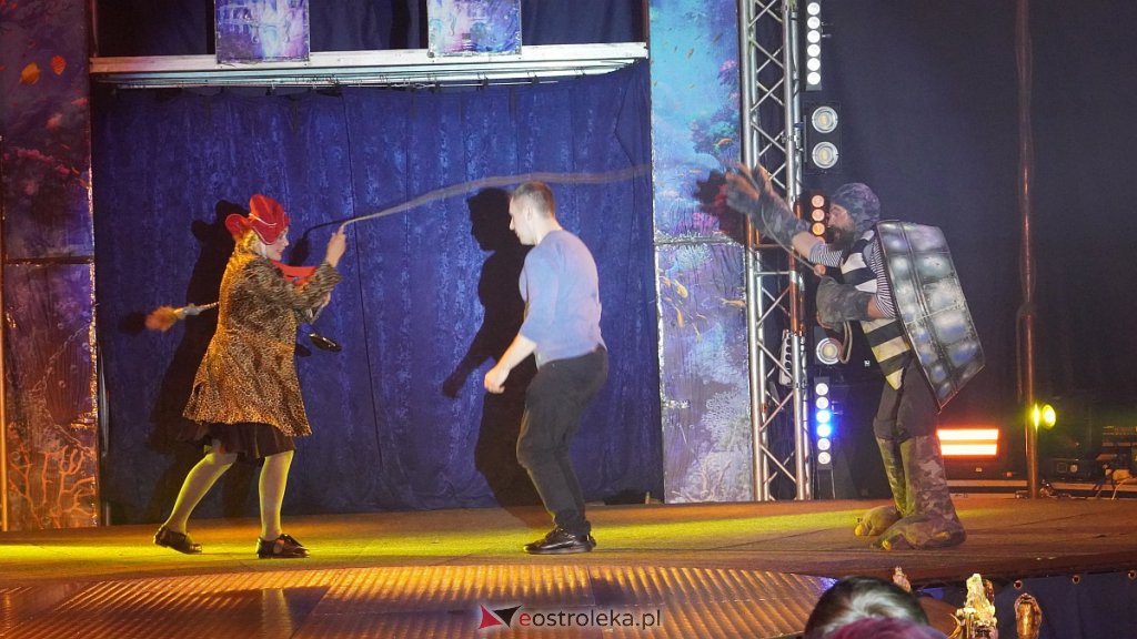 Cyrk na wodzie Waterland w Ostrołęce [14.10.2022] - zdjęcie #38 - eOstroleka.pl