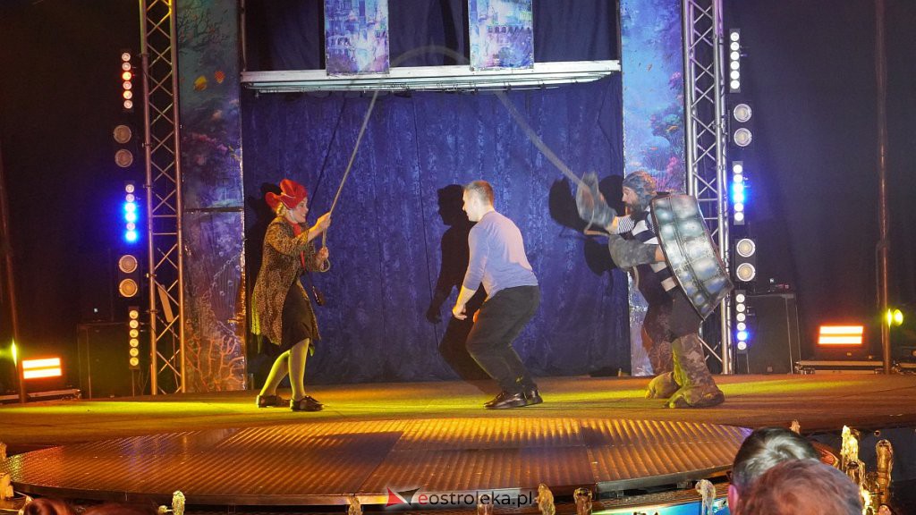 Cyrk na wodzie Waterland w Ostrołęce [14.10.2022] - zdjęcie #36 - eOstroleka.pl