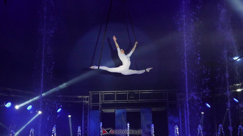 Cyrk na wodzie Waterland w Ostrołęce [14.10.2022] - zdjęcie #30 - eOstroleka.pl