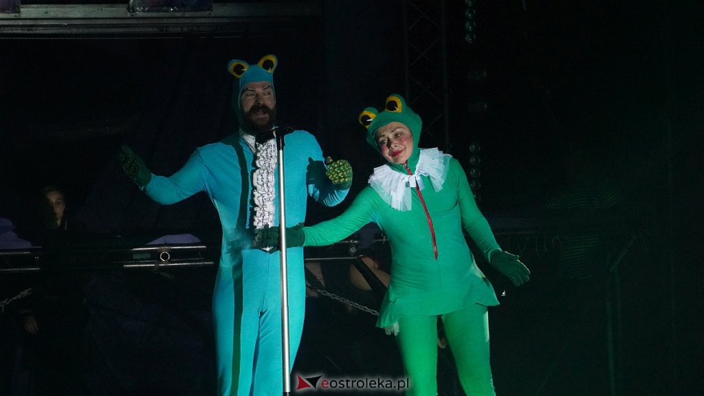 Cyrk na wodzie Waterland w Ostrołęce [14.10.2022] - zdjęcie #21 - eOstroleka.pl