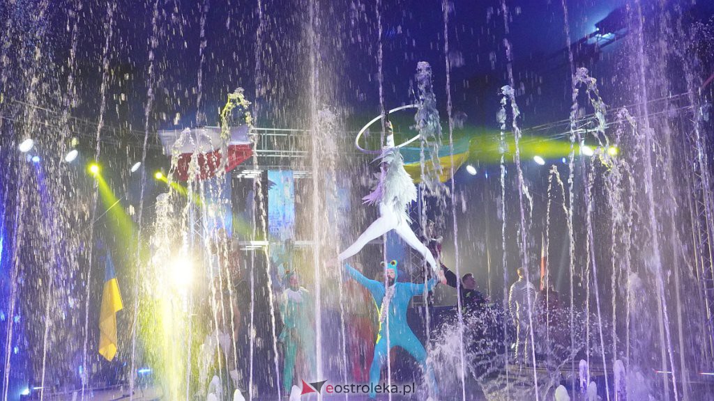 Cyrk na wodzie Waterland w Ostrołęce [14.10.2022] - zdjęcie #6 - eOstroleka.pl